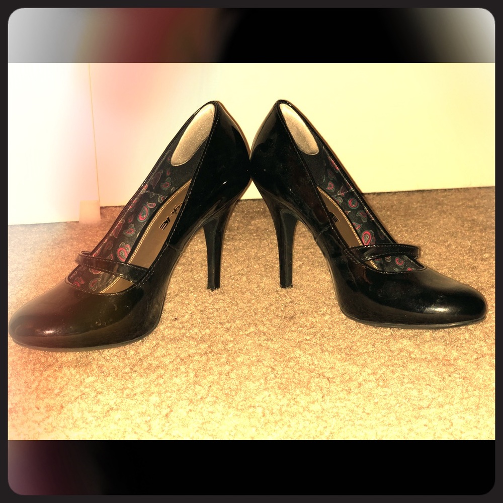 Mary Jane Black Heels